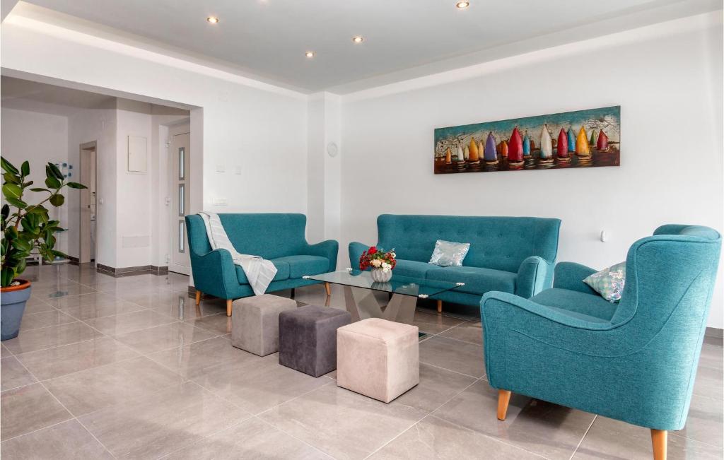 Posedenie v ubytovaní 4 Bedroom Awesome Home In Fazana