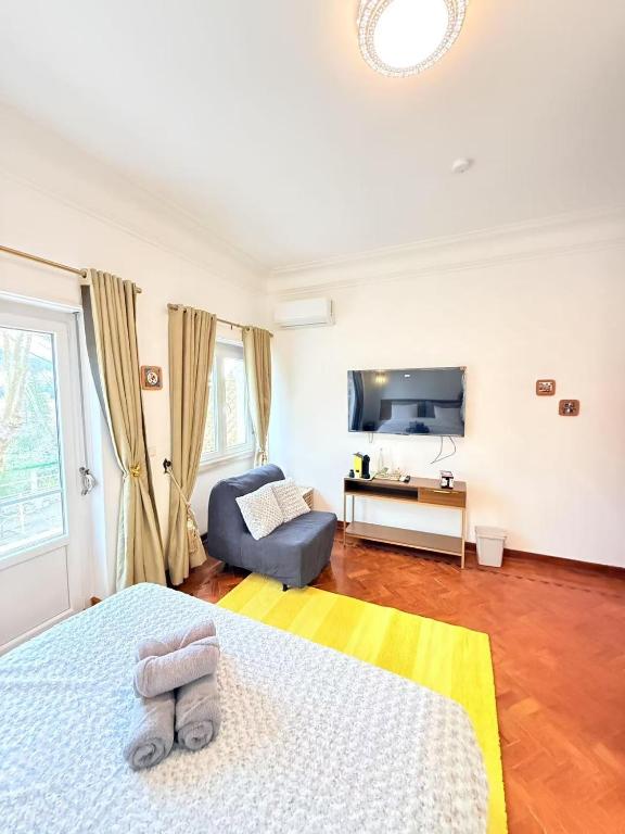 Happy Sintra Inn - 16