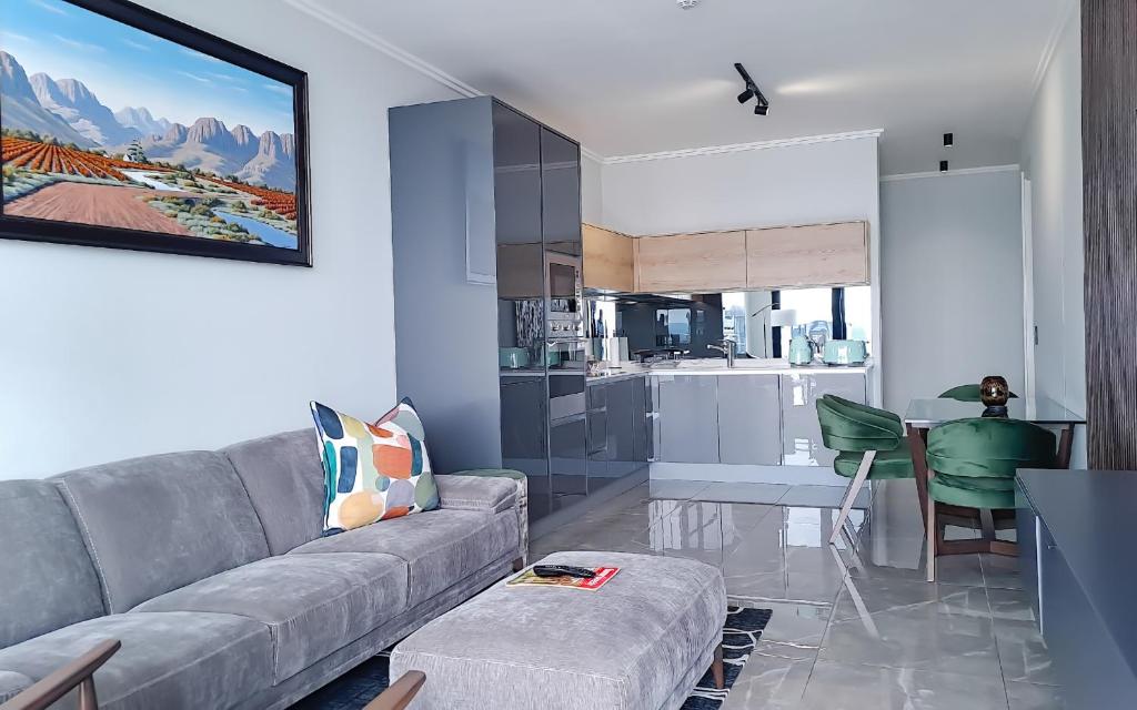 Posezení v ubytování Ellipse Waterfall Executive Two Bedroom