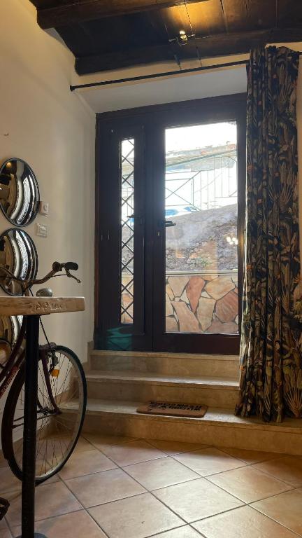 Jízda na kole v ubytování Koru House Ariccia nebo okolí