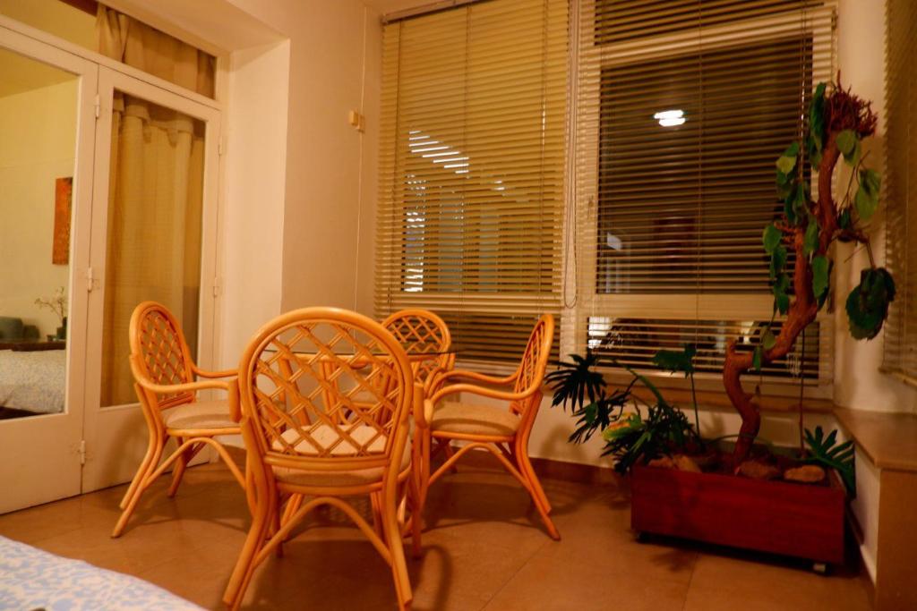 Fotografie z fotogalerie ubytování ROOMS Udolni Červený kostel v destinaci Brno