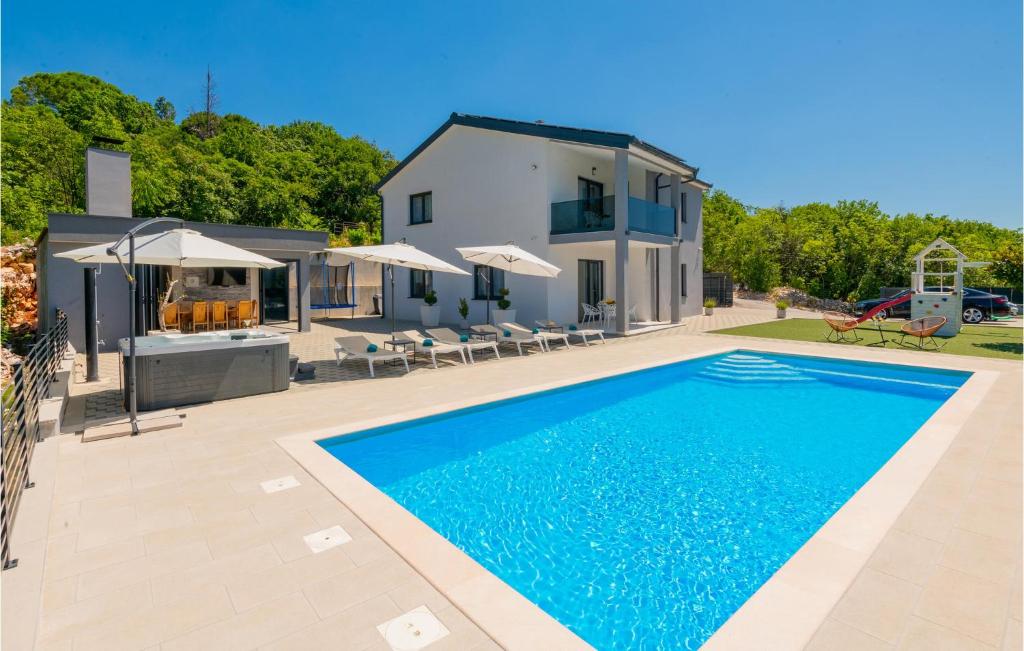 Beautiful Home In Imotski
