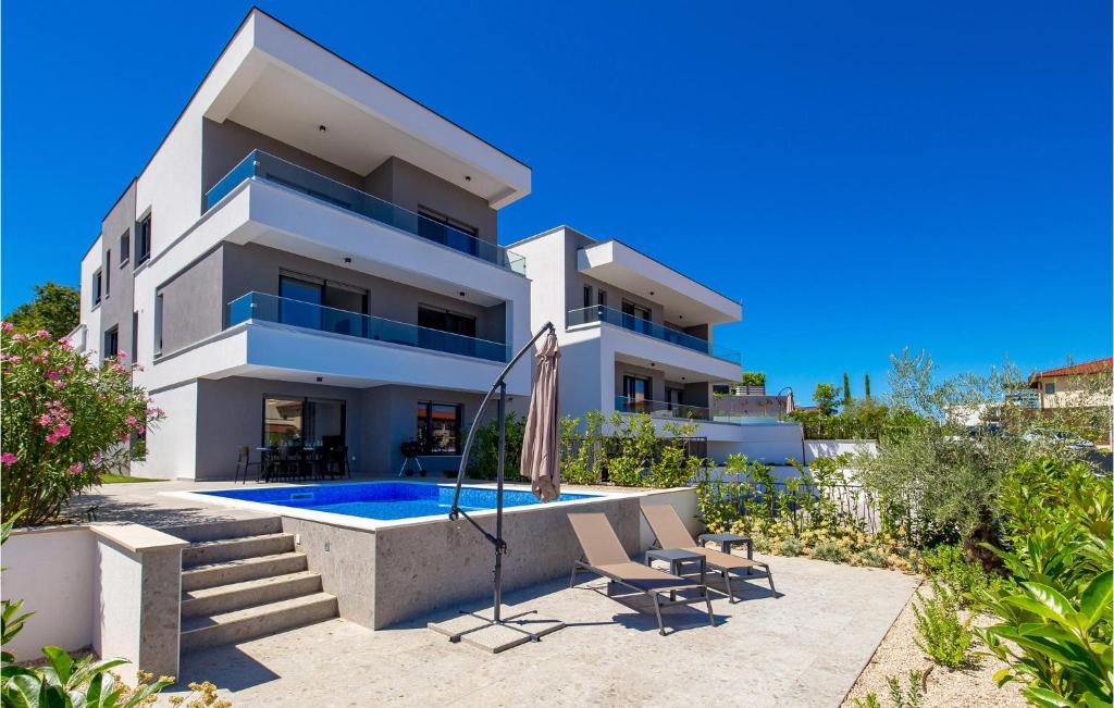 Amazing Apartment In Malinska
