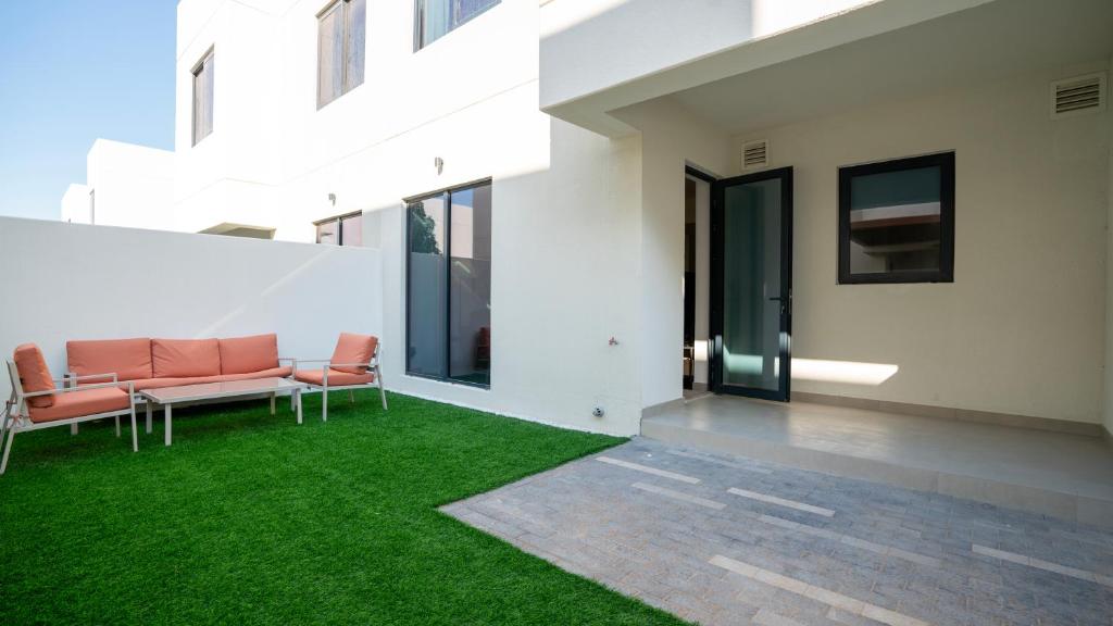 Posezení v ubytování 4br Luxury Villa Yas Island Near F1