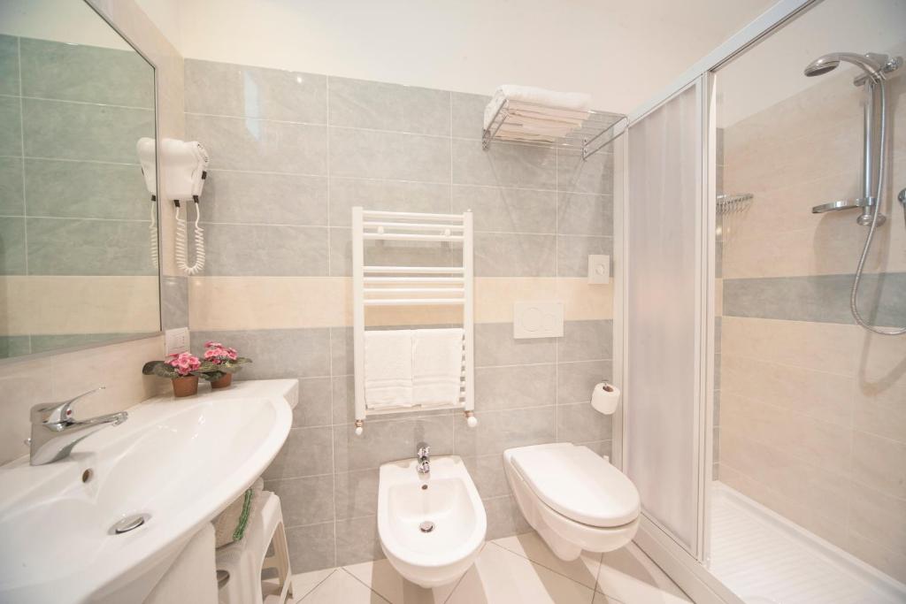 Koupelna v ubytování Hotel Lara