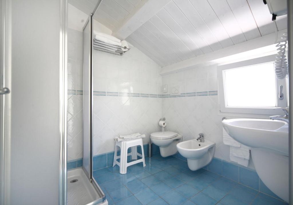 Koupelna v ubytování Hotel Lara