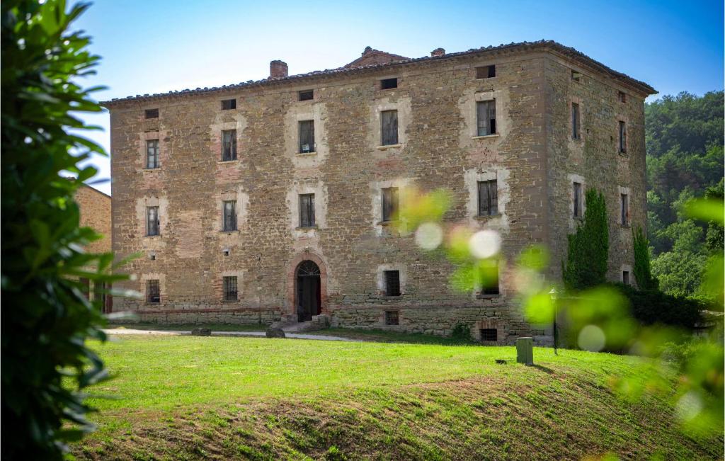 A garden outside Valguerriera 6- Rosa Cremisi