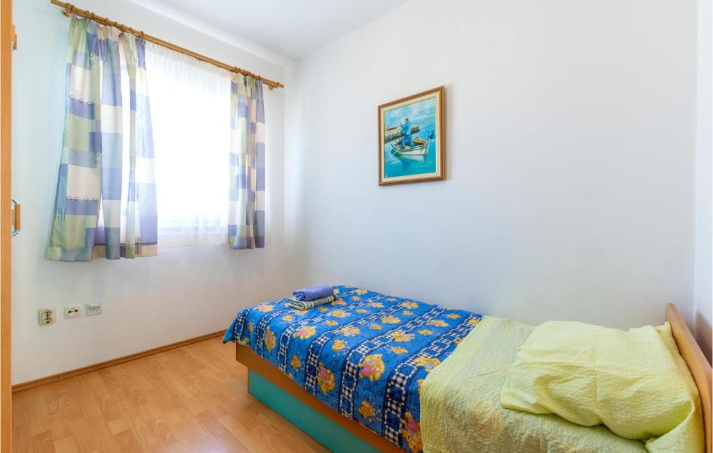 Postel nebo postele na pokoji v ubytování Apartment Put Sv, Ane Ii
