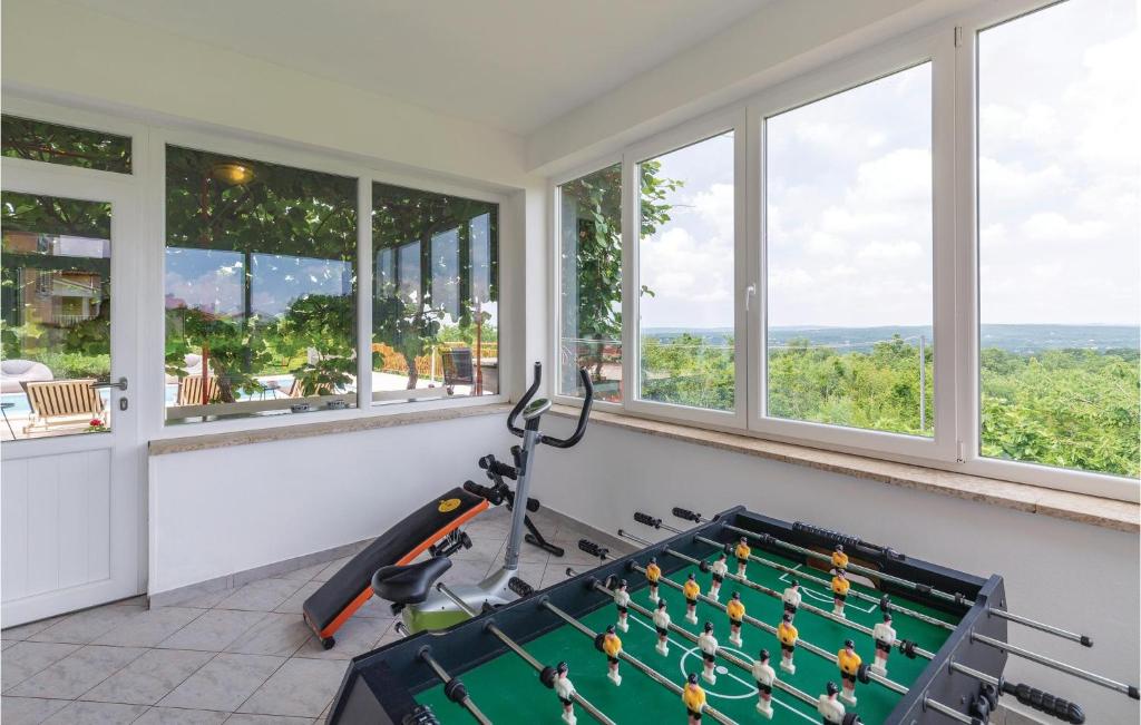Fotografia z galérie ubytovania 7 Bedroom Nice Home In Labin v destinácii Labin