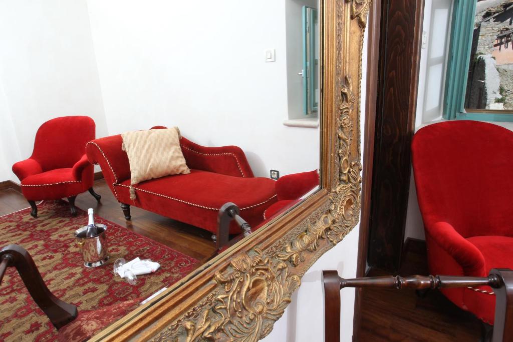 Posedenie v ubytovaní Boutique Hotel Vela Vrata