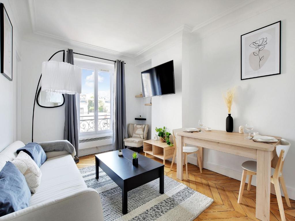 Very nice appt 1 BDR 2P- VOLTAIRE CHARONNE