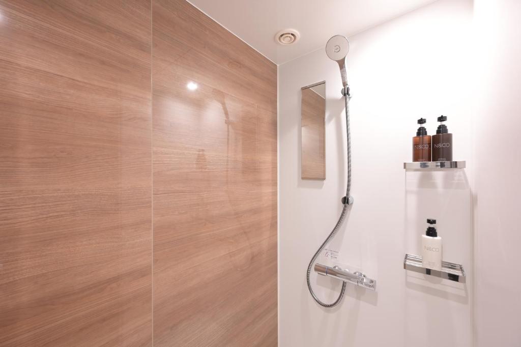Koupelna v ubytování COCOYO Hotel 大塚