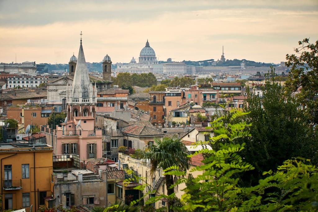 Hotel Lord Byron - Small Luxury Hotels of the World - Resim 38