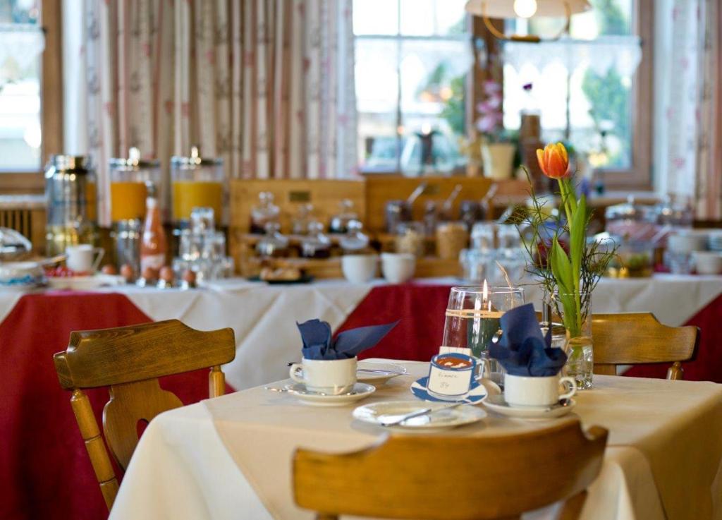 Restaurace v ubytování Gasthof Metzgerei Stöberl
