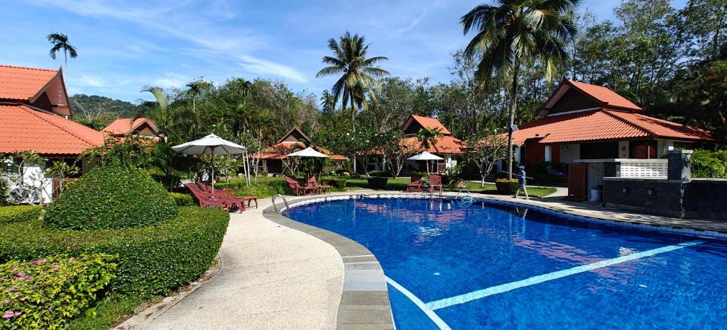 Bazén v ubytování begonia N7 villa resort海棠7号别墅酒店 nebo v jeho okolí