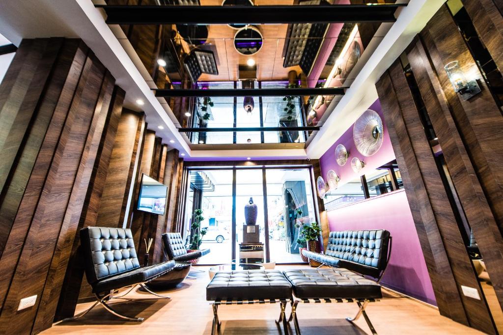 Posezení v ubytování SIX FUKUN HOTEL