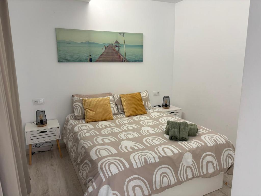 Postel nebo postele na pokoji v ubytování Very beautiful penthouse in the heart of Alicante