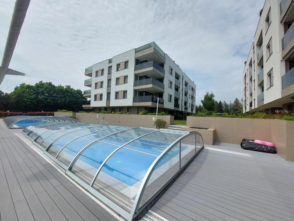 Budova, kde se apartmán nachází