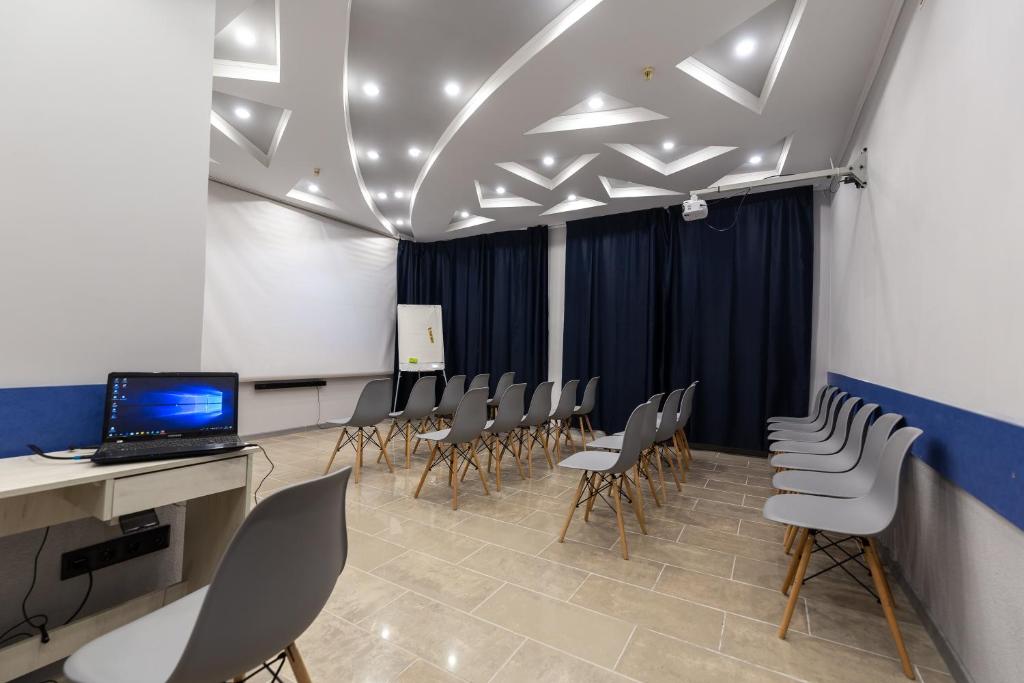 Konferenční prostory v ubytování Гранд Алексік
