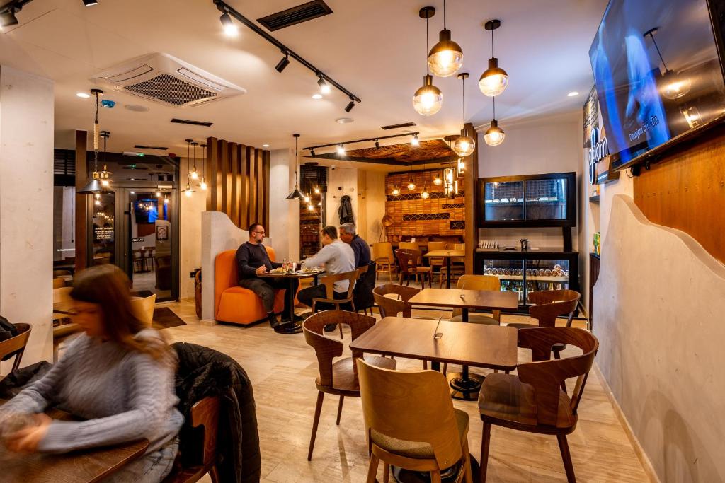 Boutique Macchiato Rooms - Resim 40