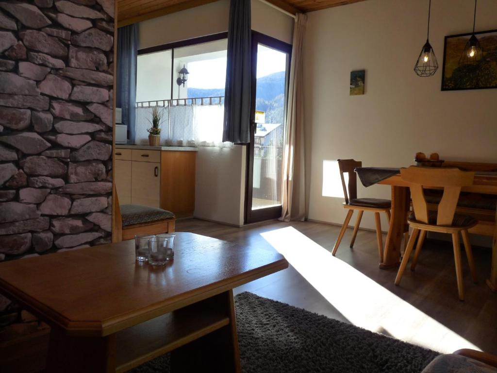 Kép Ferienhaus Schäfer - Apartments - Wintersports - Family holiday - Holiday with your dog - Rural & Scenic szállásáról Flattnitzban a galériában