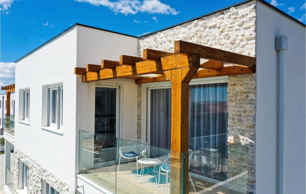Balkon lub taras w obiekcie Gorgeous Home In Vrsi