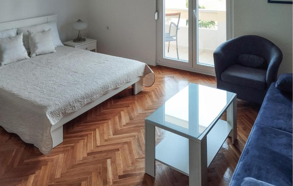 Fotografie z fotogalerie ubytování Gorgeous Apartment In Pag With Wifi v destinaci Pag
