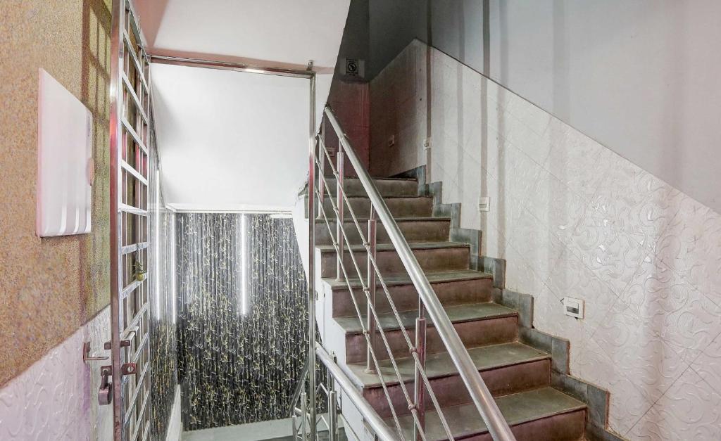 Fotografie z fotogalerie ubytování OYO 81208 HOTEL TERRENE EMPIRe v destinaci Kālkāji Devi
