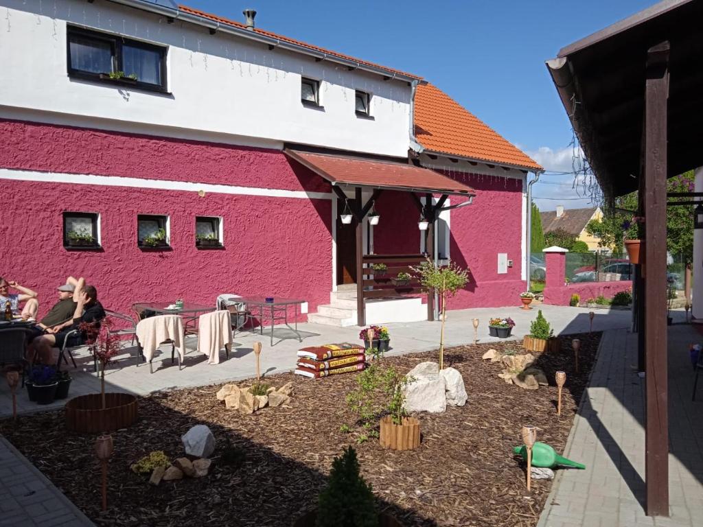 Budova, kde se bed and breakfast nachází