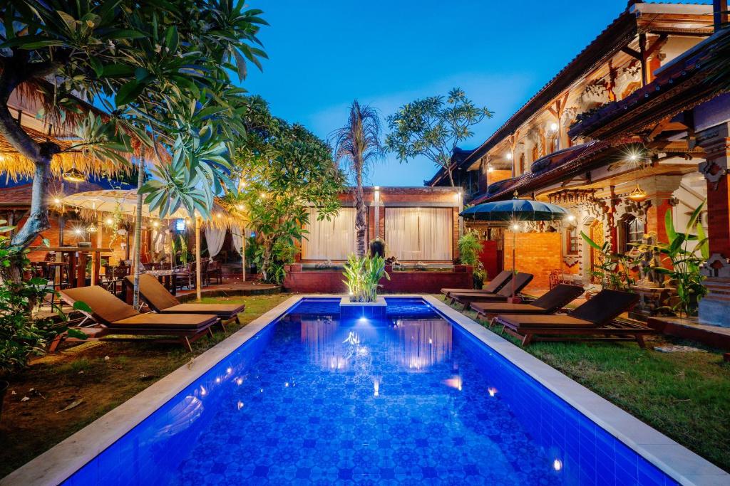 Bazén v ubytování The Saharah Mirage Bali nebo v jeho okolí