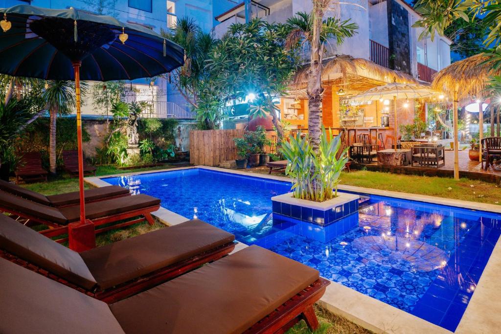 Bazén v ubytování The Saharah Mirage Bali nebo v jeho okolí