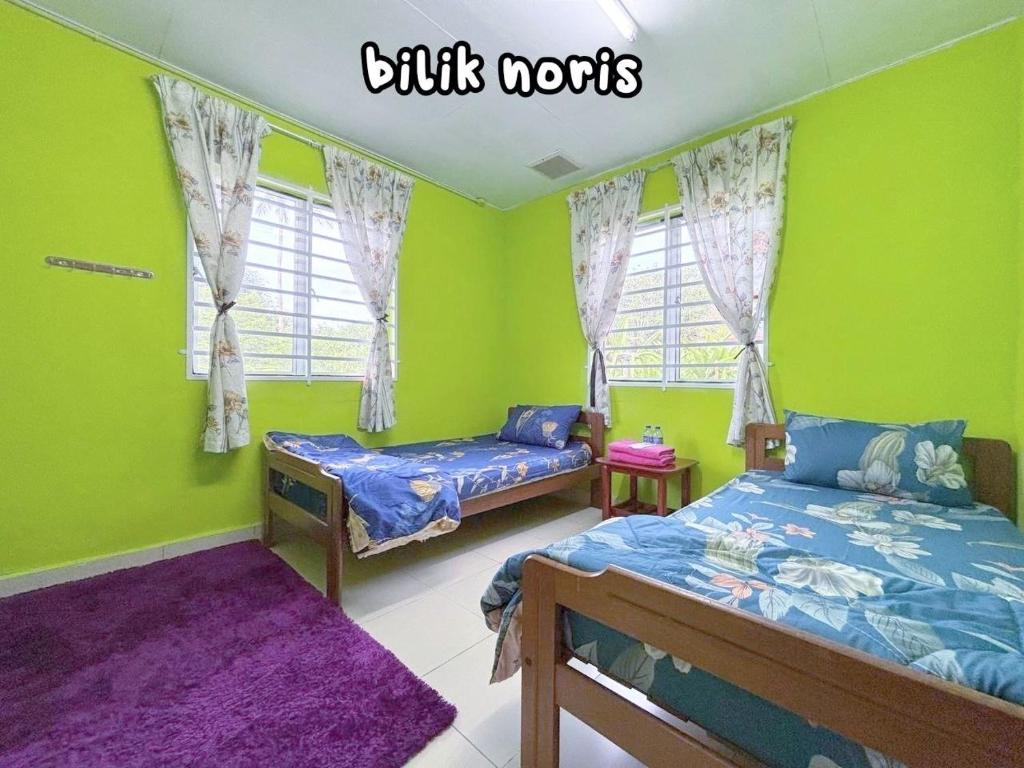 Dangau Tokwan - Standard Twin Room