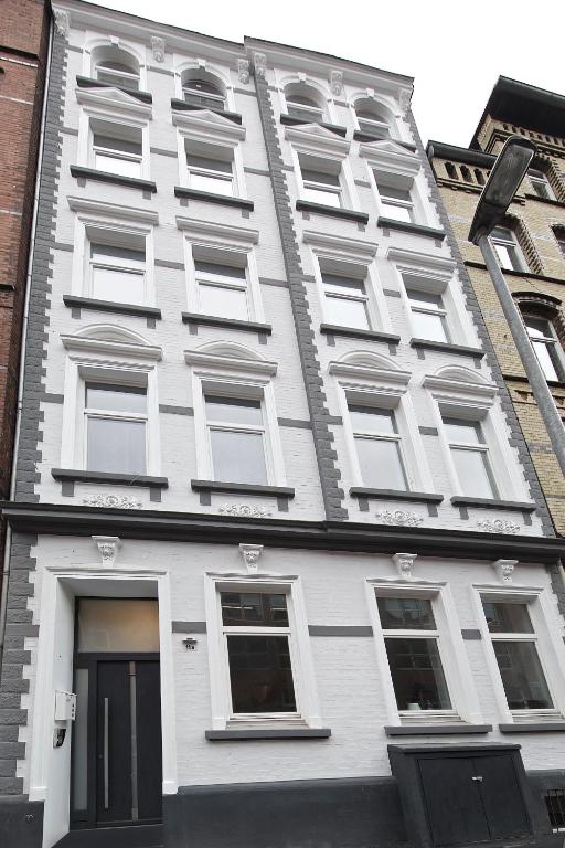 Budova, kde se aparthotel nachází