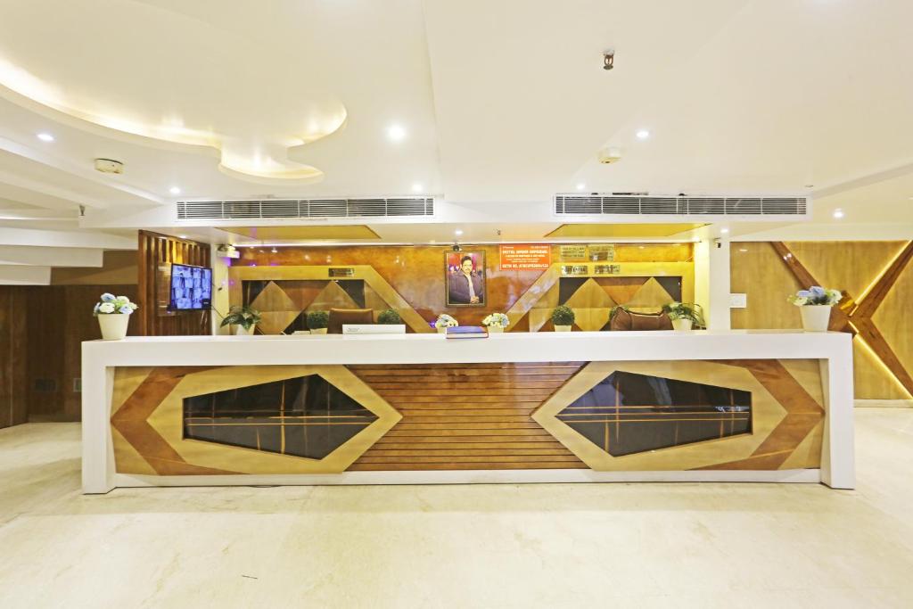 Vstupní hala nebo recepce v ubytování Hotel Aman Imperial Just a Minute Away From New Delhi Railway Station and Connaught place