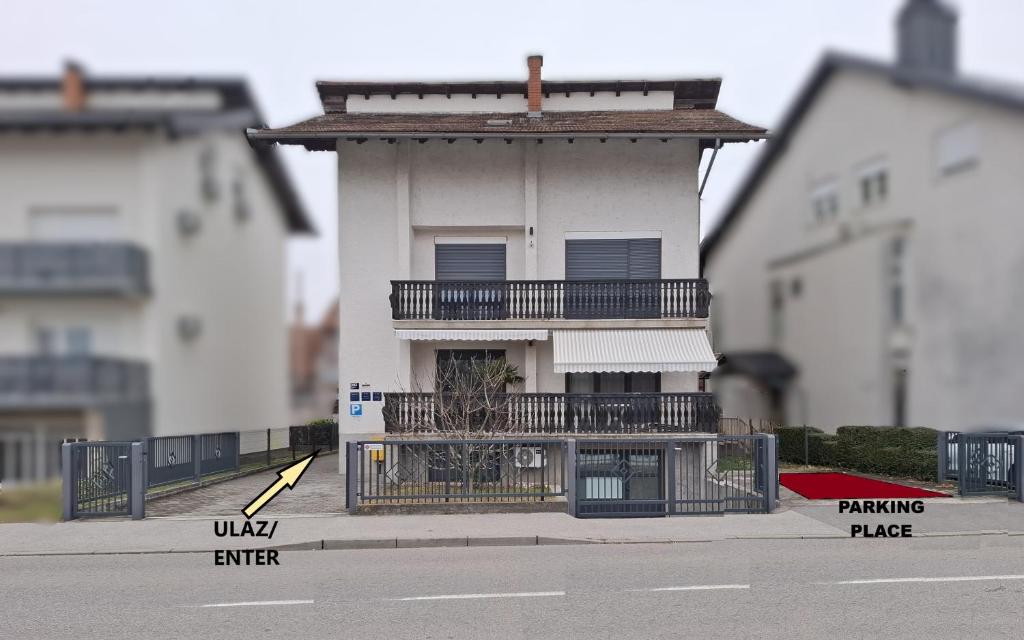 Budova, v ktorej sa apartmán nachádza