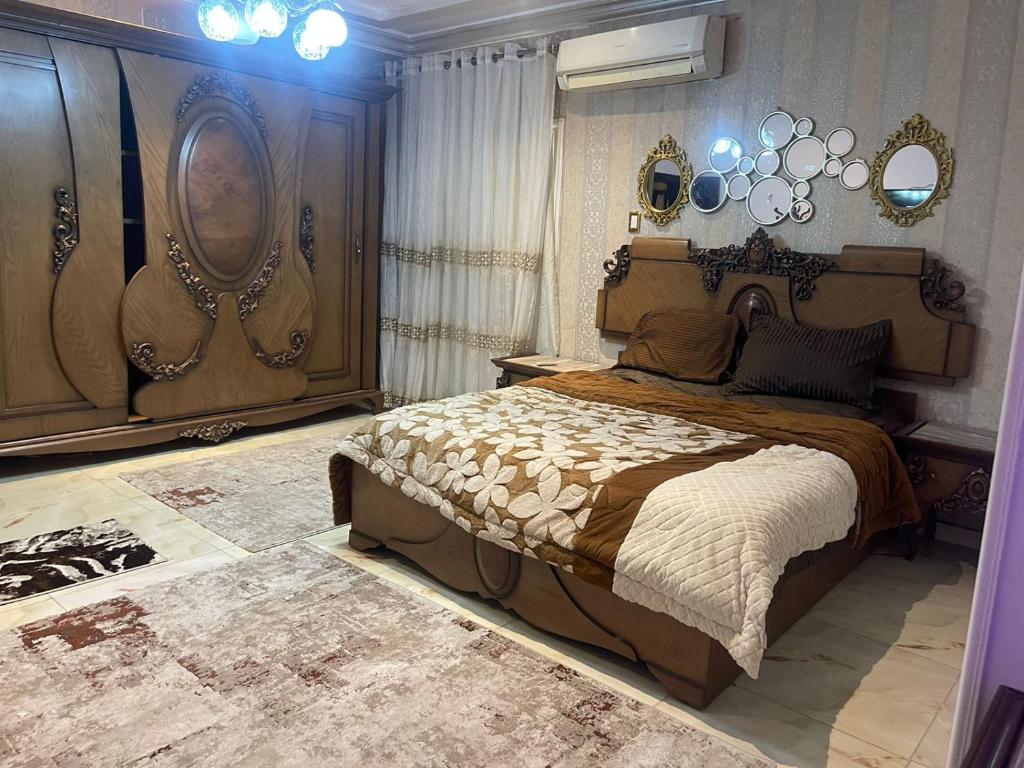 Postel nebo postele na pokoji v ubytování Luxury 3 bedrooms apartment for rent in a sheikh zayed compound
