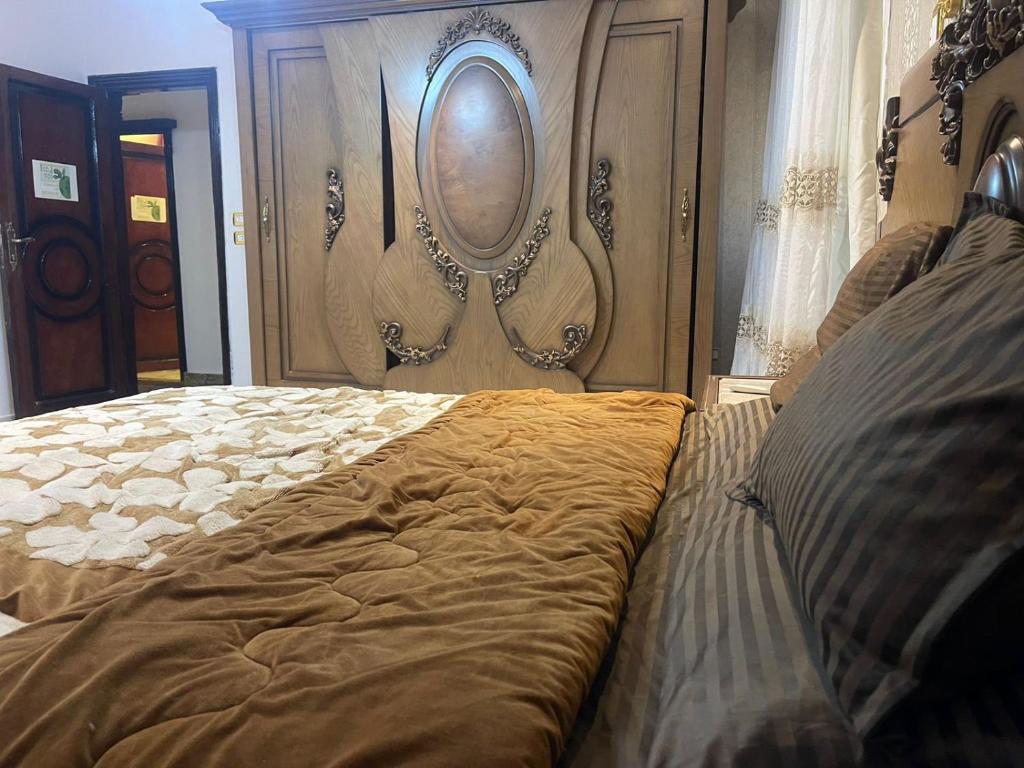 Postel nebo postele na pokoji v ubytování Luxury 3 bedrooms apartment for rent in a sheikh zayed compound