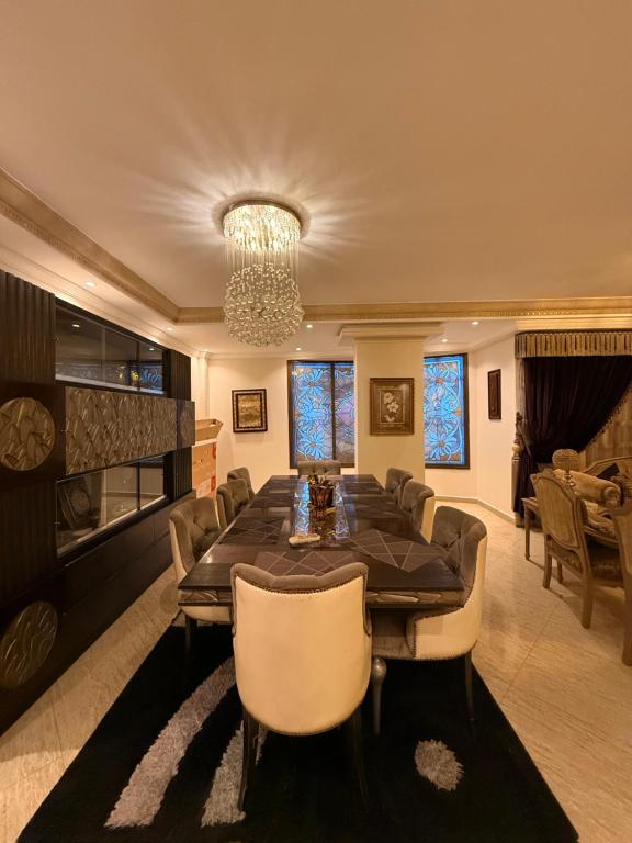 Posezení v ubytování Grand Apartment Pyramids