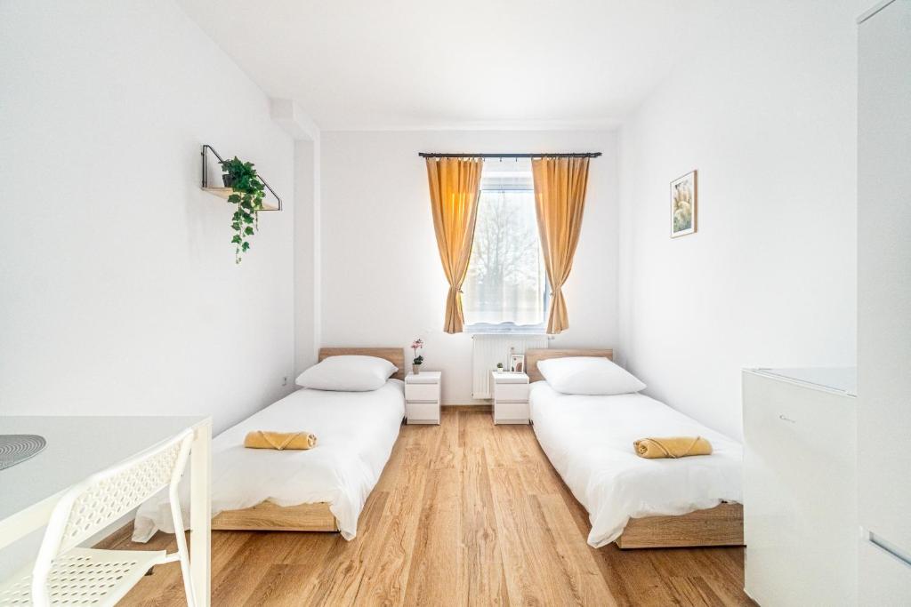 Hostel PW INVEST HOME - Habitación Doble