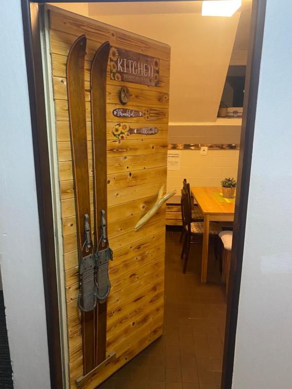 Zdjęcie z galerii obiektu Penzion & Restaurant Pod Čerťákem w mieście Harrachov