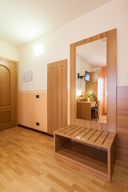 Fotografie z fotogalerie ubytování Hotel Edelweiss con Ristorante Note di Gusto v destinaci Forni di Sopra