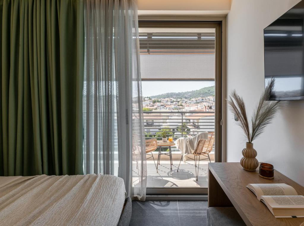 Nespecifikovaný výhled na hory nebo výhled na hory při pohledu z hotelu