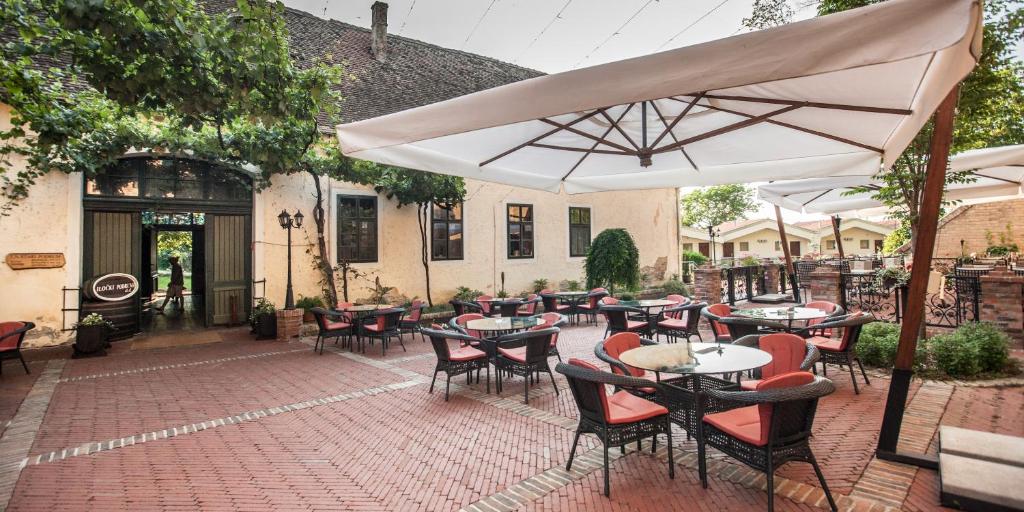 Restaurace v ubytování Hotel Stari Podrum
