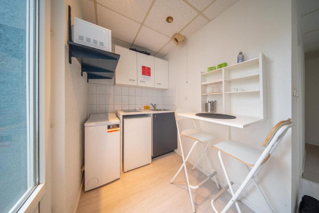 Very nice apartment - downtown Mulhouse Le 42 – photo 7