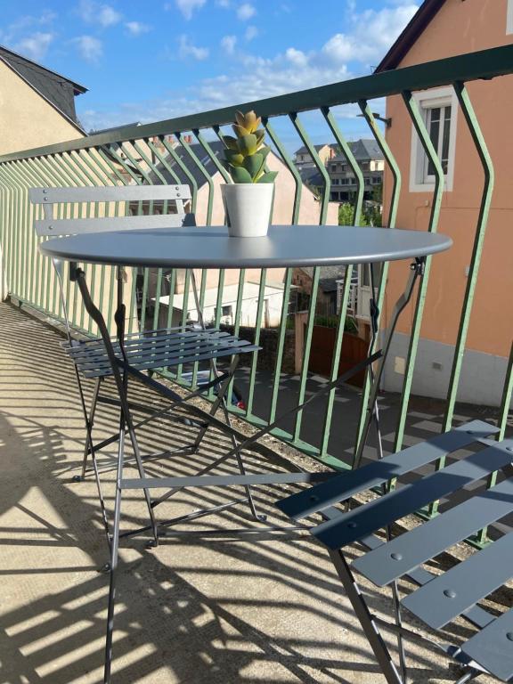 Balkón alebo terasa v ubytovaní L'Eldorado Ruthénois - Garage & Terrasse