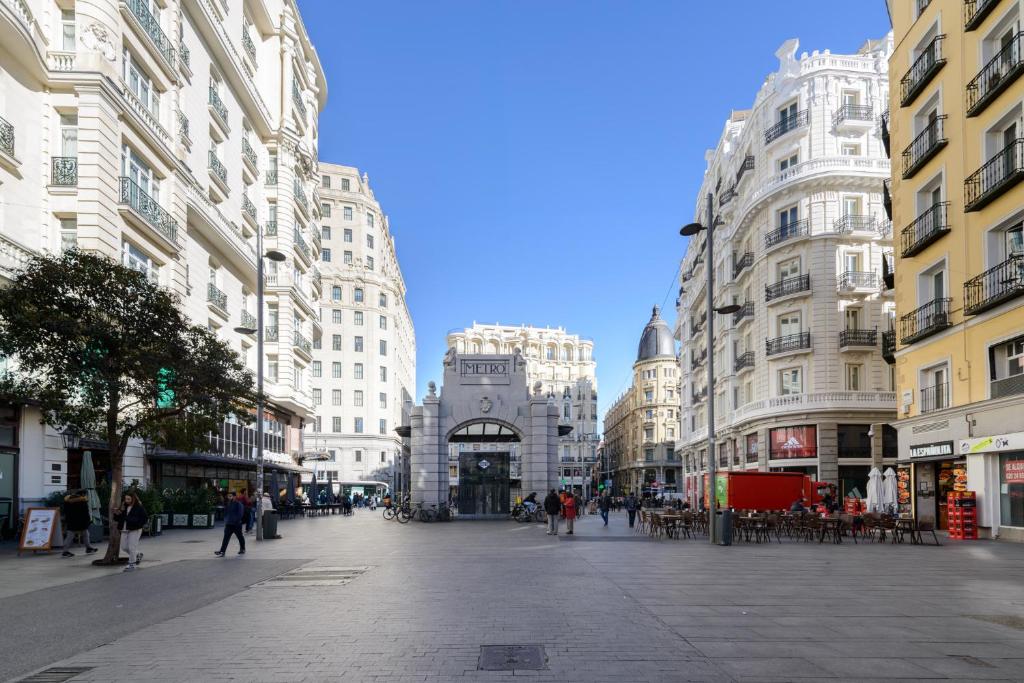 Nespecifikovaný výhled na destinaci Madrid nebo výhled na město při pohledu z apartmánu