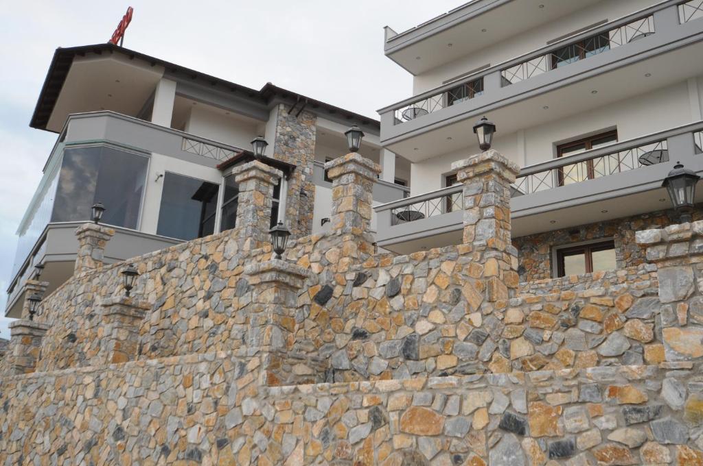 Budynek, w którym mieści się hotel