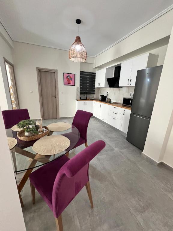Kuchyň nebo kuchyňský kout v ubytování Feels Like Home 2 - Agrinio Suites