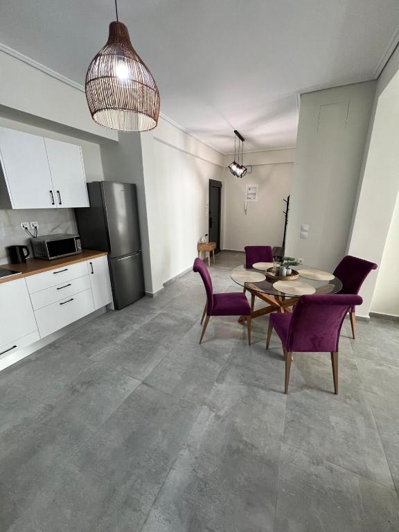 Kuchyň nebo kuchyňský kout v ubytování Feels Like Home 2 - Agrinio Suites