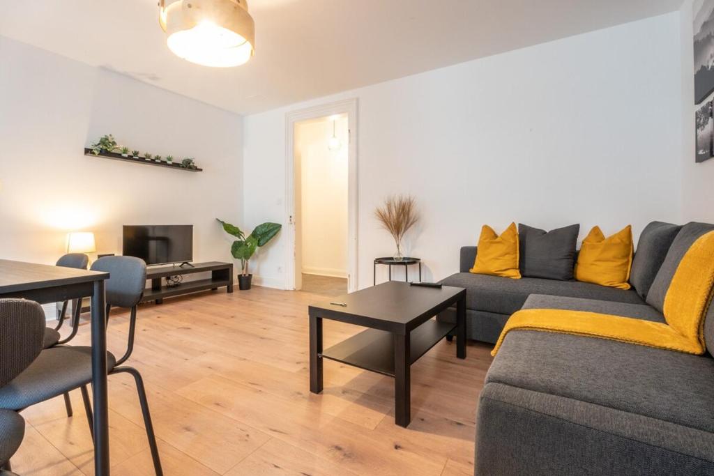 Merles 15 1er Etage Centre Mulhouse Stationnement – photo 5